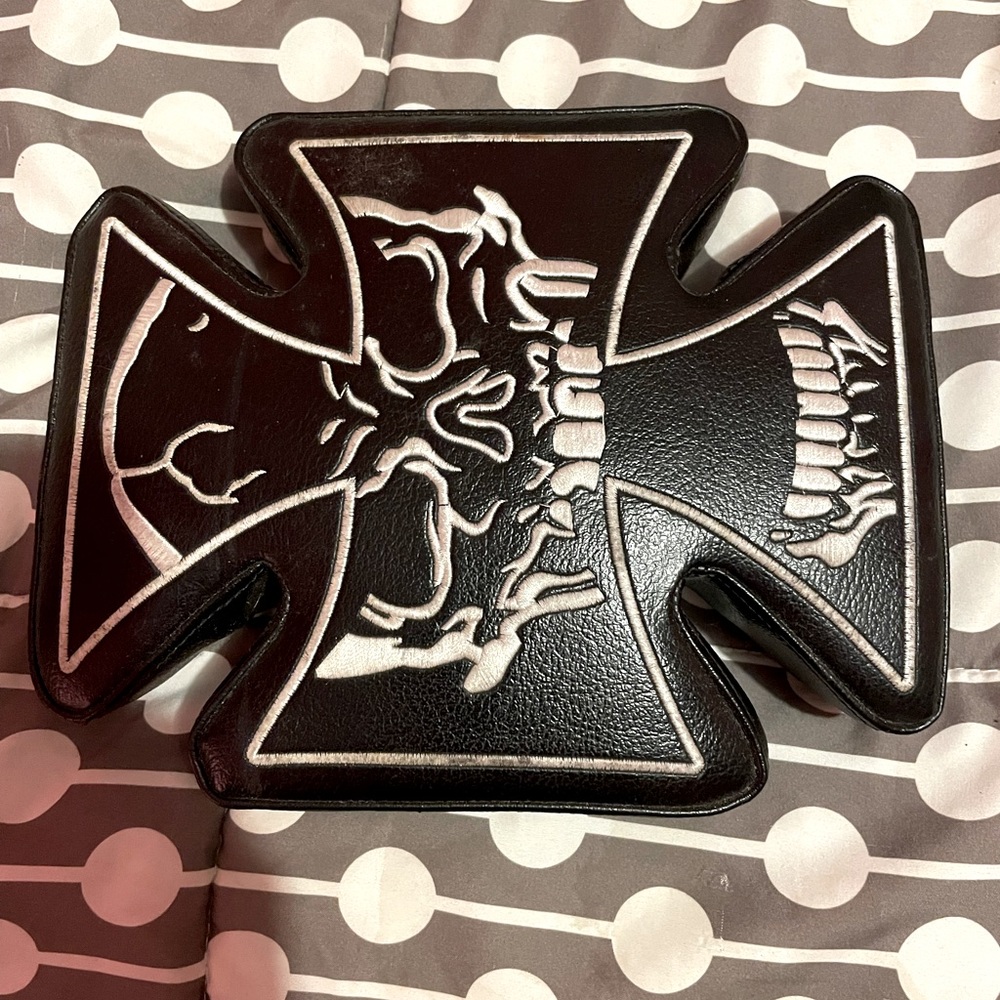 Medieval Seat cushion for motorcycle.   Very comfortable.